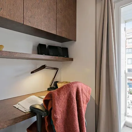 Charming For 4 Persons In Nearby The Beach 아파트