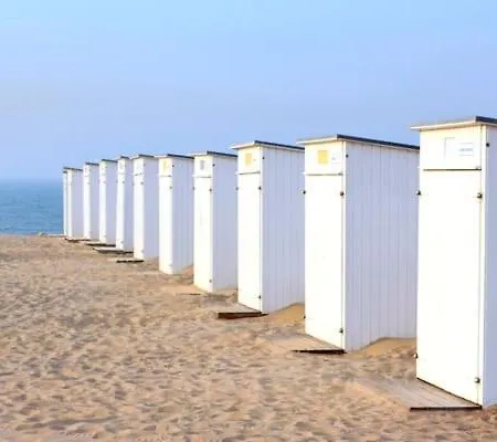 아파트 Charming For 4 Persons In Nearby The Beach *